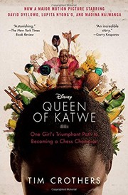 Front cover of The queen of Katwe by Tim Crothers