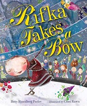 Front cover of Rifka Takes a Bow by Rebecca Rosenberg Perlov