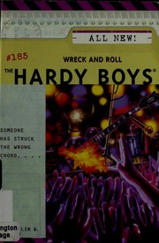 Front cover of Wreck and Roll by Franklin W. Dixon