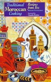 Front cover of Traditional Moroccan Cooking by Zette Guinaudeau-Franc