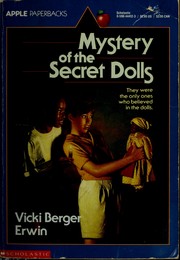 Front cover of Mystery of the Secret Dolls by Vicki Berger Erwin
