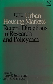 Front cover of Urban housing markets by L. S. Bourne