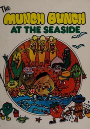 Front cover of The Munch Bunch at the seaside by Giles Reed